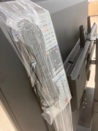 4K TV （43型）+テレビスタンド
