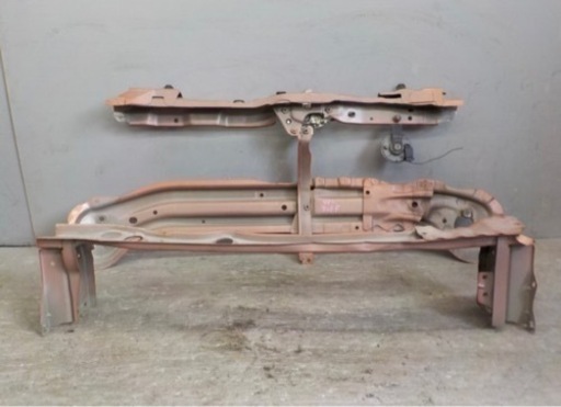 タント ラジエーターコアサポート