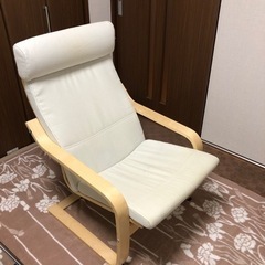 IKEAのポエングチェアホワイト1脚