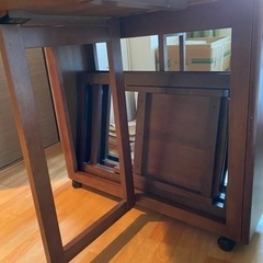 伸長式（バタフライ）ダイニングテーブルセットの画像
