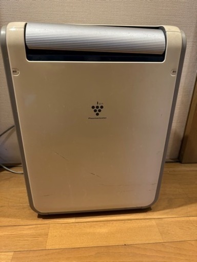 シャープ製　衣類乾燥　除湿機　☆中古品☆