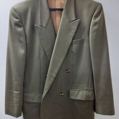 【クリスチャン・ディオール】ジャケット(首元少しだけキズ)