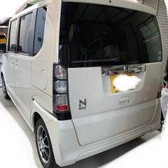 ホンダ　N BOX 白の画像