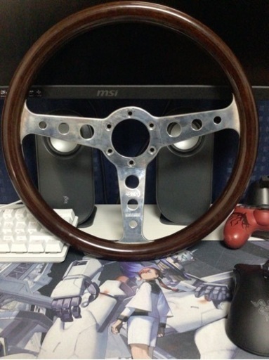 momo super indy ステアリング