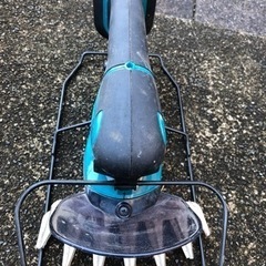 マキタ　芝生バリカン　18V