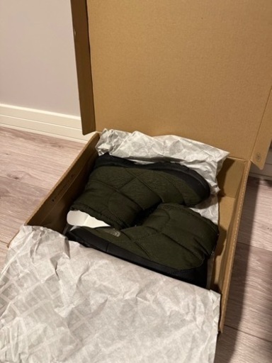 完売色　ノースフェイス　ヌプシ　ブーツ　ライト　カーキ　24.0cm