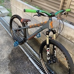 スコット SCOTT ボルテージ VOLTAGE ダートジャンプ　フレーム ダートジャンプバイク scott voltage