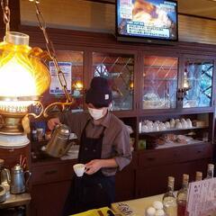 喫茶店アルバイトの画像