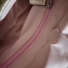 ショルダーバッグの画像