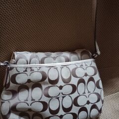 ショルダーバッグの画像