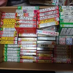 カラオケカセットテープ＋テープケース2個