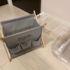 収納ボックス、タッパーなど