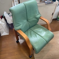 ☆ダイニングテーブルセット 富士ファニチャー　ファニチア　リクライニング　直接引き取りのみ　4人掛け　fuji furniture 本革　レザーの画像