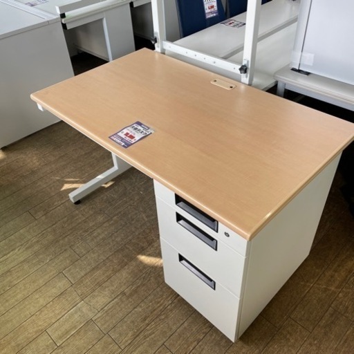 JA-22 【オフィス家具専門店】プラスの片袖デスクです！