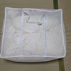 【無料・中古】羽毛布団 カバー付きの画像