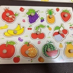【取引中】型はめパズル　木のおもちゃの画像