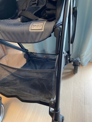 【軽量！簡単折り畳み】トイザらス限定　ピジョン Bingle BASIS