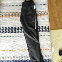 140-150cm 男の子　パンツ7本の画像