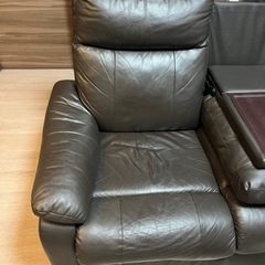 ニトリ　3人掛け電動ソファーの画像