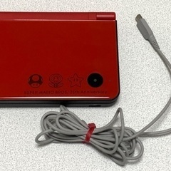 ニンテンドーDSi LL (スーパーマリオ25周年限定品)＋ソフト4本