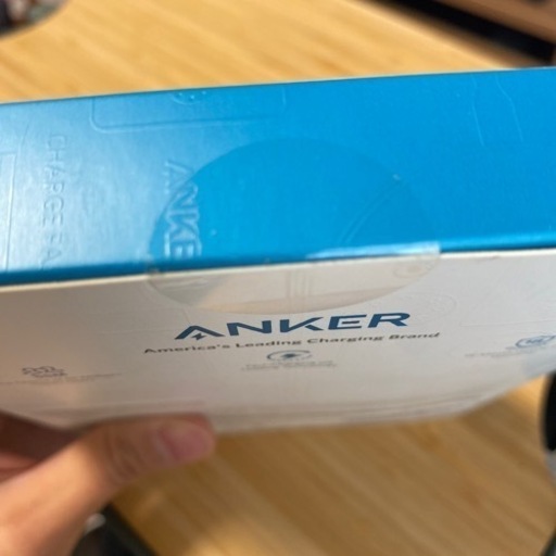 新品未使用　Anker PowerCore III 10000 Wireless  アンカー モバイルバッテリー