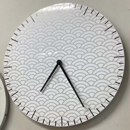 KARE DESIGN 掛け時計 ウォールクロック 和柄 青海波 37090 Wall Clock Clouds White Φ36㎝【ユーズドユーズ名古屋天白店】 J2373