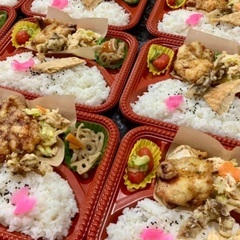 14時よりお弁当半額✨ - グルメ