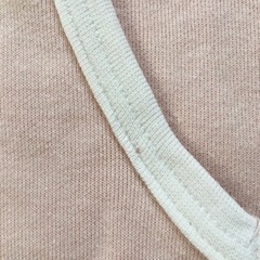 90 西松屋 フード付きワンピースの画像