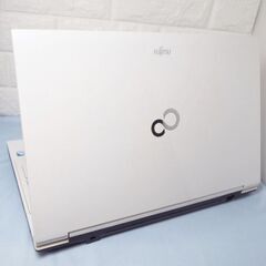 最終値下げ！ 富士通 pc windows10搭載の画像
