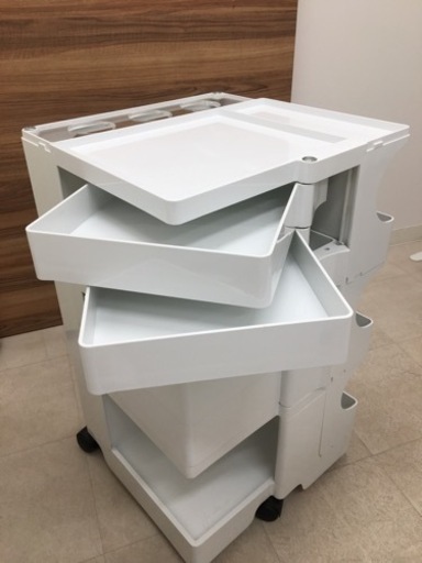 ボビーワゴン　(ホワイト)