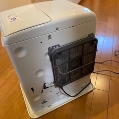 【無料】石油ファンヒーター　木造9畳コンクリート12畳KF-W32ESの画像