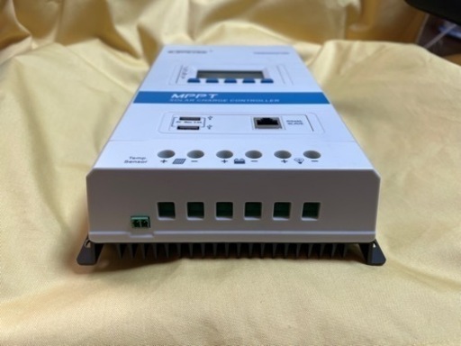 【中古】MPPTソーラーコントローラ TRIRON4210N 40A キャンピングカー