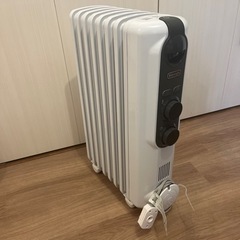  デロンギ　オイルヒーター8畳 RHJ35M0812-DG