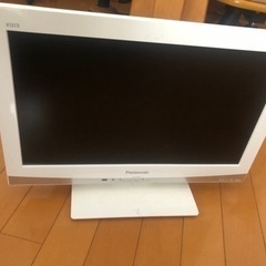 パナソニック　19型　32型東芝REGZA