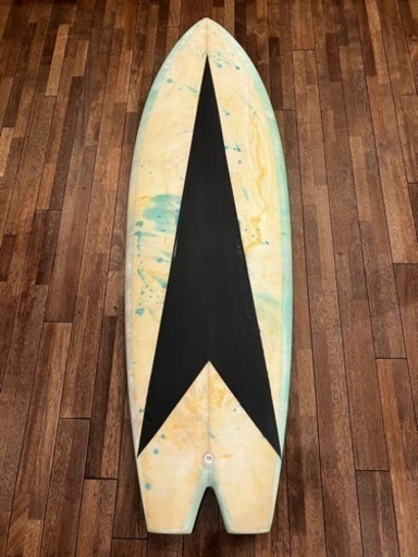 『the Behinds』サーフボード5'8