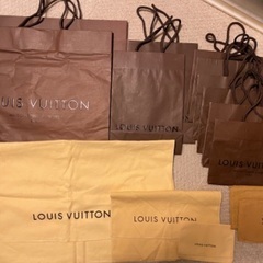 【¥1,000】ブランド　(紙袋　布袋)CHANEL GUCCI LV Cartier BVLGARIの画像