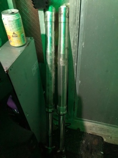 dトラッカーキャブ車　フロントフォーク