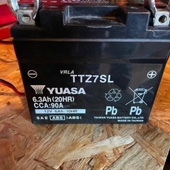 セロー250 バッテリー　充電済み