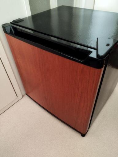 ミニ冷蔵庫46L