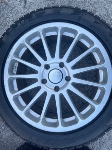 スタッドレスタイヤ ホイール付き(値段交渉可能)