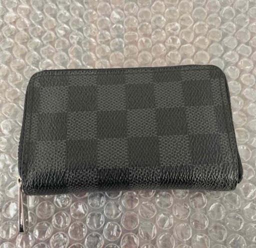 ルイヴィトン　ケース