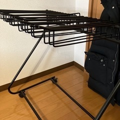 スラックスハンガーの画像