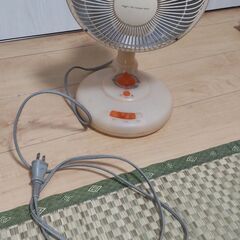 【無料】イズミ ミニハロゲンヒーター IMH-620