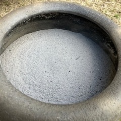 70年以上前の火鉢の画像