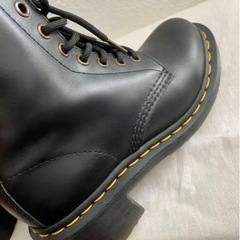 ドクターマーチン クレメンシー 8ホール AW006 GV05V