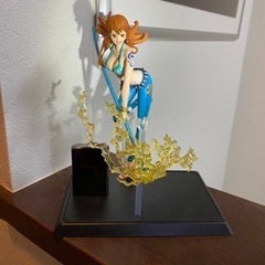 ワンピース　フィギュア　ルフィ　ナミ　BANDAI製　一番くじ　箱付きの画像