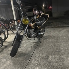 HONDAエイプ50CBX仕様の画像