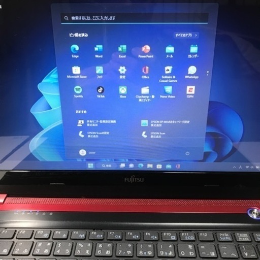FUJITSU  LIFE book  U H55/h Windows11 pro 64 corei3 値下げ