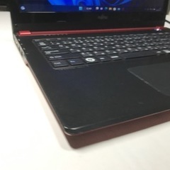 FUJITSU  LIFE book  U H55/h Windows11 pro 64 corei3 値下げの画像
