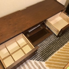 テレビ台の画像